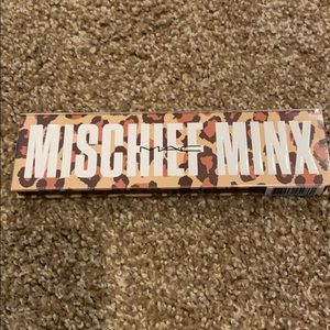 Mac Mischief Minx NEW compact & mirror